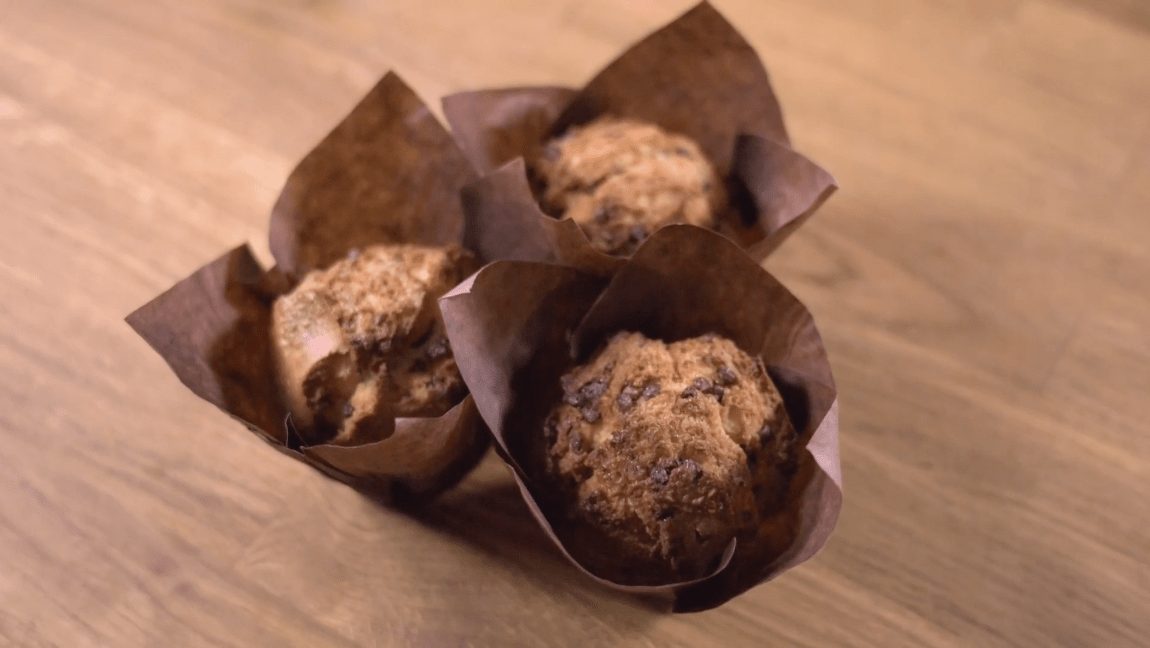 Muffins with pearl sugar : Inclusion - RECIPE - Couplet Sugars